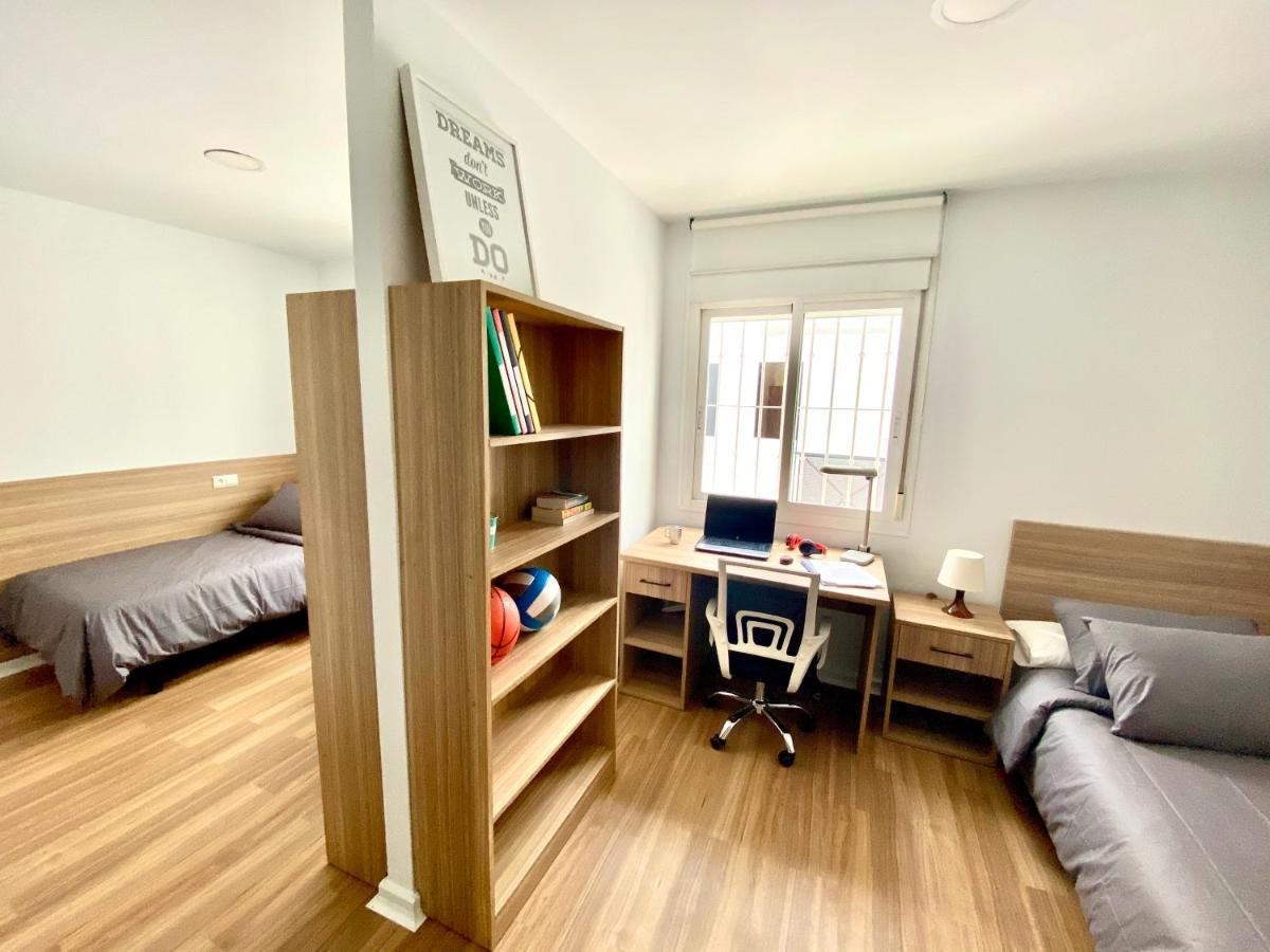 Micampus Malaga Student Residence Luaran gambar