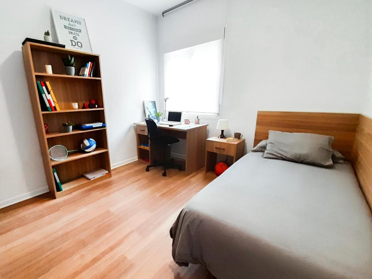 Micampus Malaga Student Residence Luaran gambar