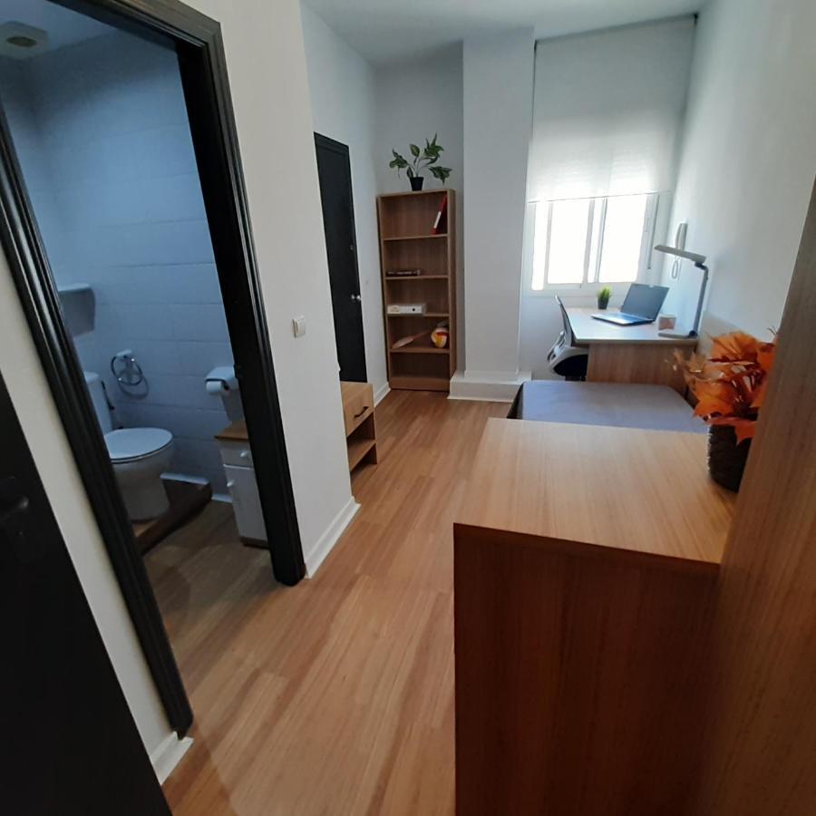 Micampus Malaga Student Residence Luaran gambar