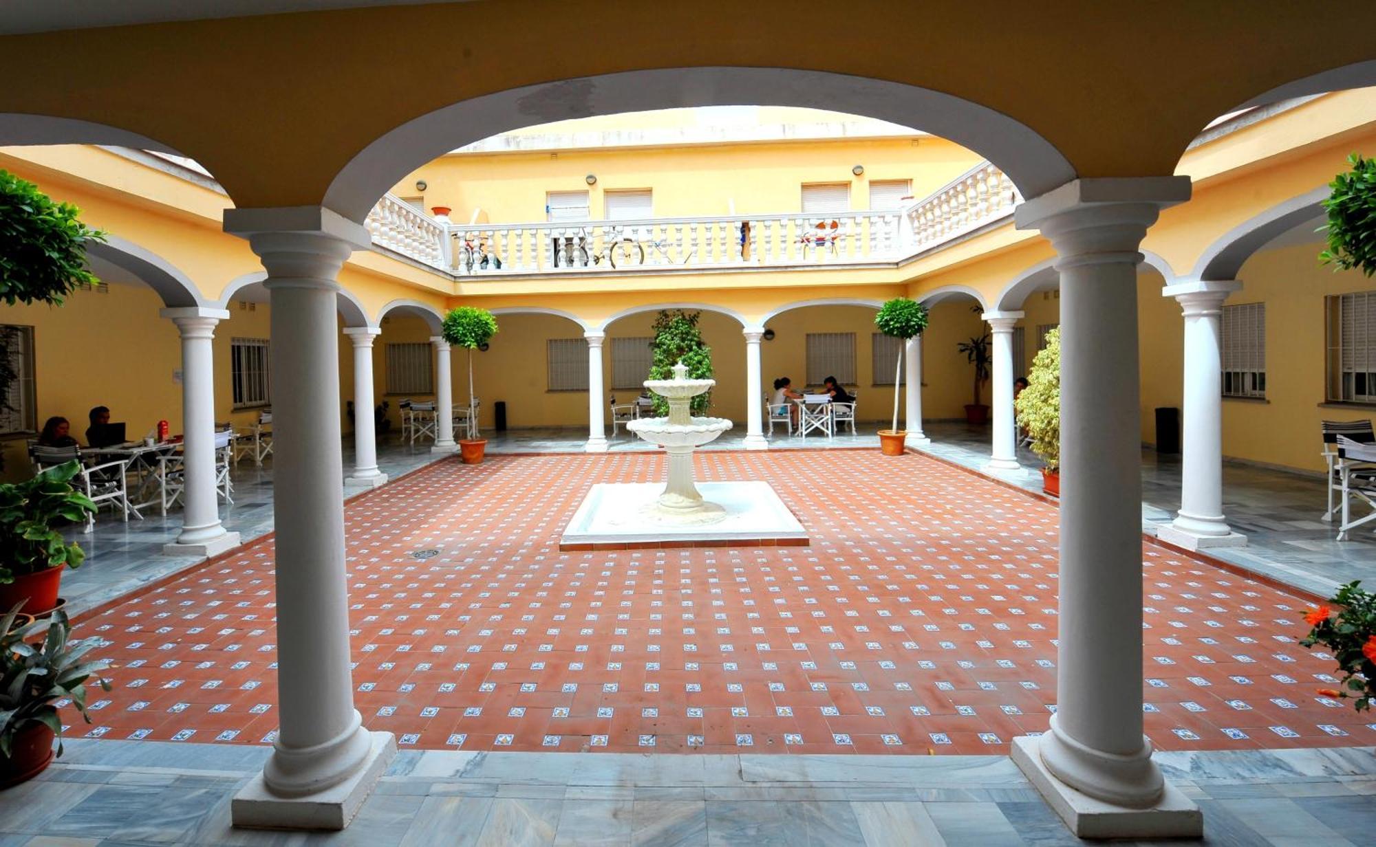 Micampus Malaga Student Residence Luaran gambar